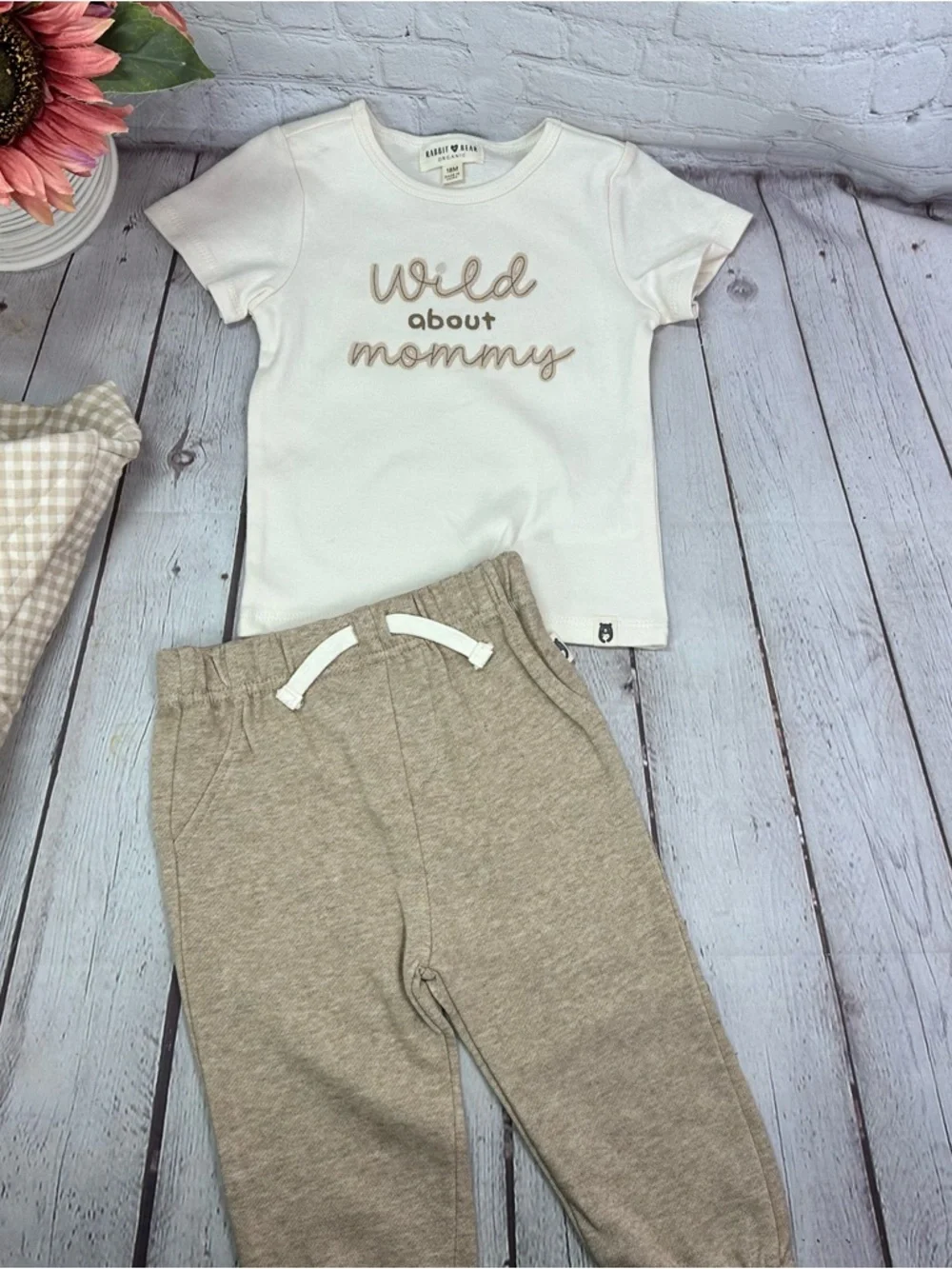 NWT Rabbit + bear Neutral beige 3pc set Jacket Joggers Tee gingham plaid